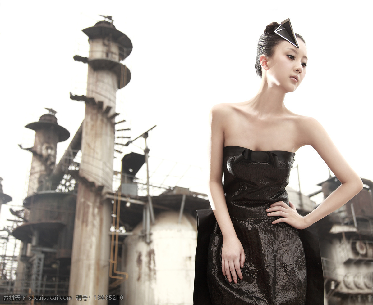甘薇 写真 重庆 美女 性感 身材 骨感 电影 演员 明星 女星 模特 露肩 杂志 封面 明星偶像 人物图库