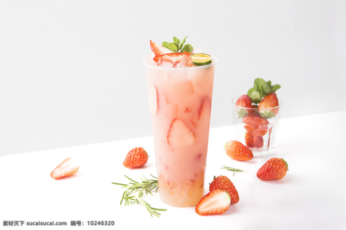草莓酸奶 草莓 酸奶 饮品 新款 水吧 海报 餐饮美食 饮料酒水