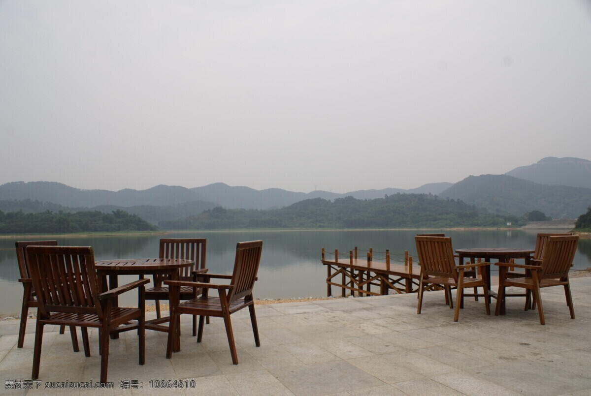 湖水 山峰 山水风景 摄影图库 休闲养生 自然景观 一山一水 休闲 养 生好 地方 户外茶室 椅子桌子 好地方 psd源文件 餐饮素材