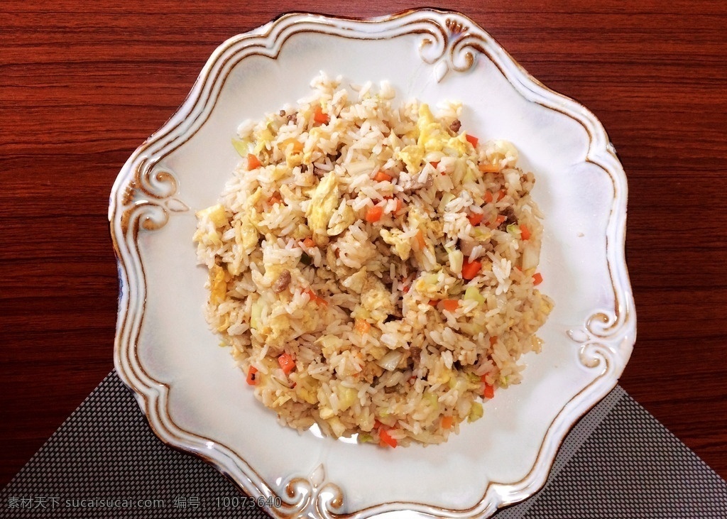 蛋炒饭 蛋 炒饭 中菜 传统菜 海鲜 菜谱 厨艺 餐饮美食 传统美食