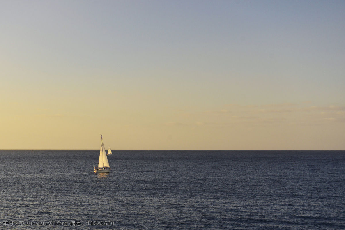 杨帆 美国 海岸 日落 黄昏 海平面 波浪 帆船 美利坚东岸 国外旅游 旅游摄影