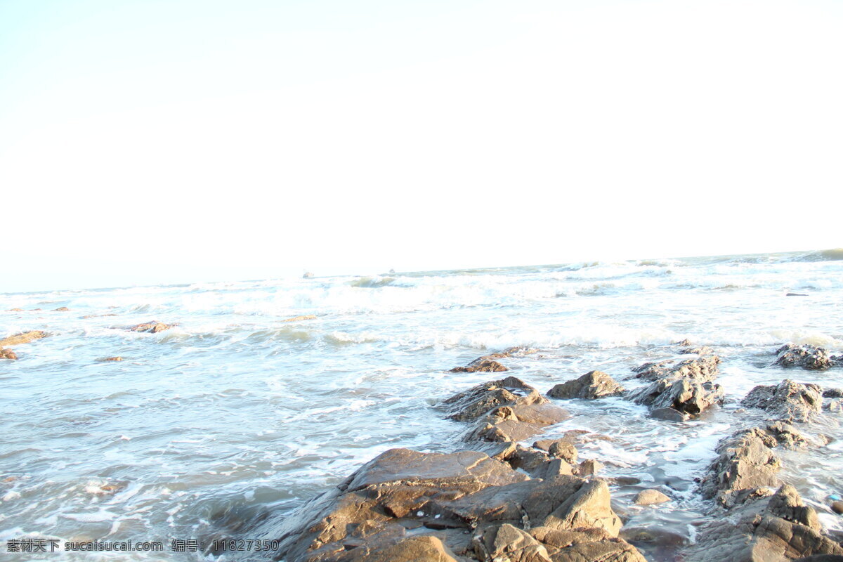海水 波浪 大海 海滩 旅游摄影 石头 自然风景 水 psd源文件
