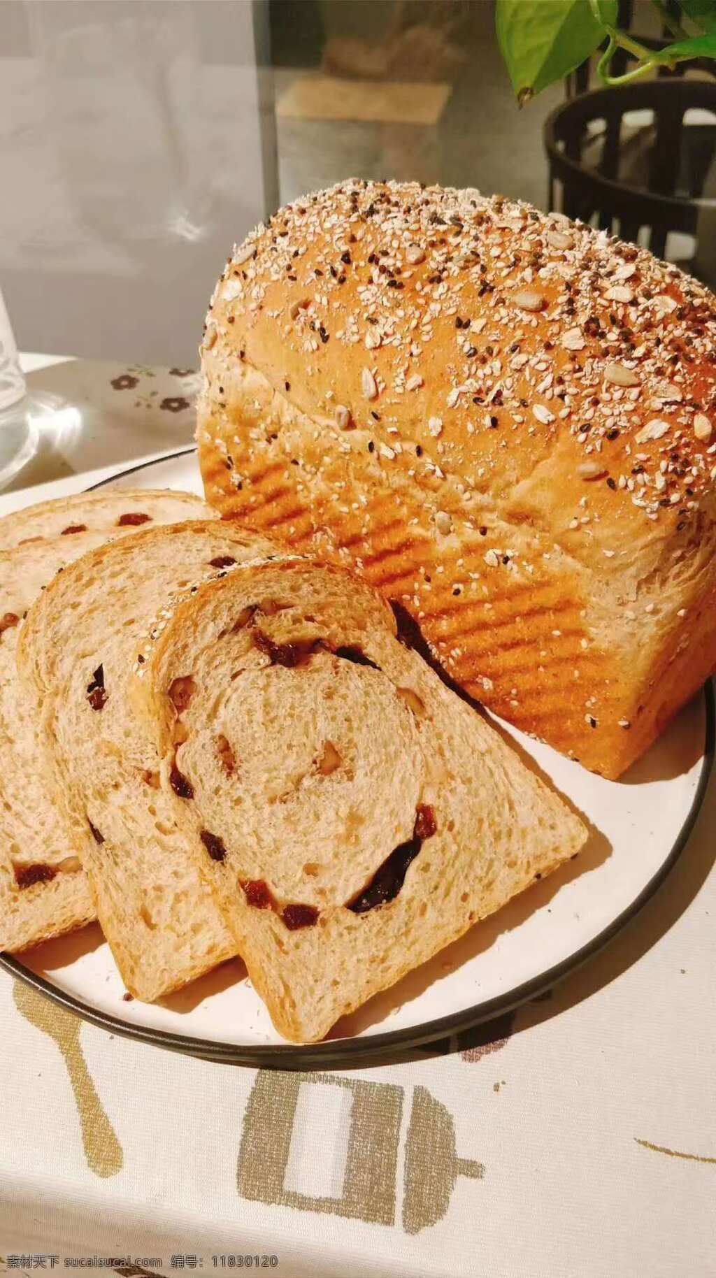 面包切片 面包 食品 方砖 烤面包 早餐 甜点 营养 烘焙 面食 小麦制品 美味 健康食品 餐饮美食 西餐美食
