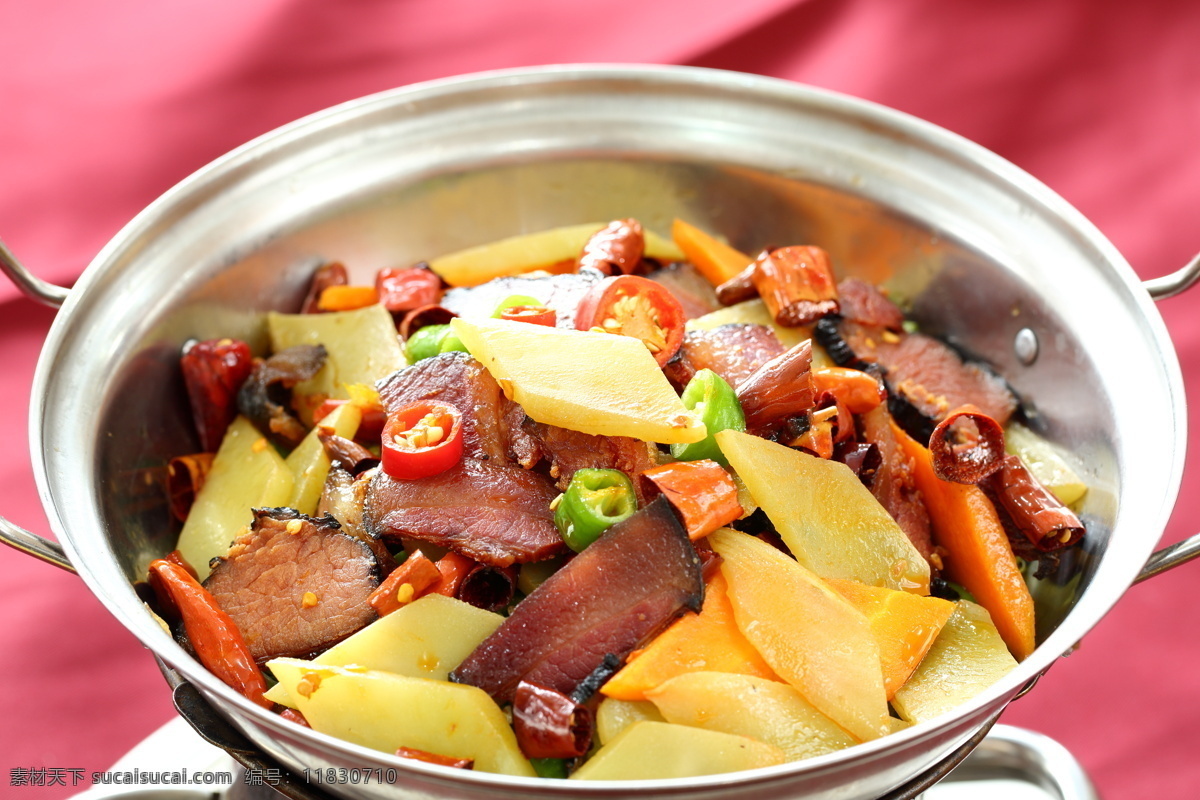干锅莴笋腊肉 腊肉 莴笋 川菜 菜式 餐饮美食 传统美食