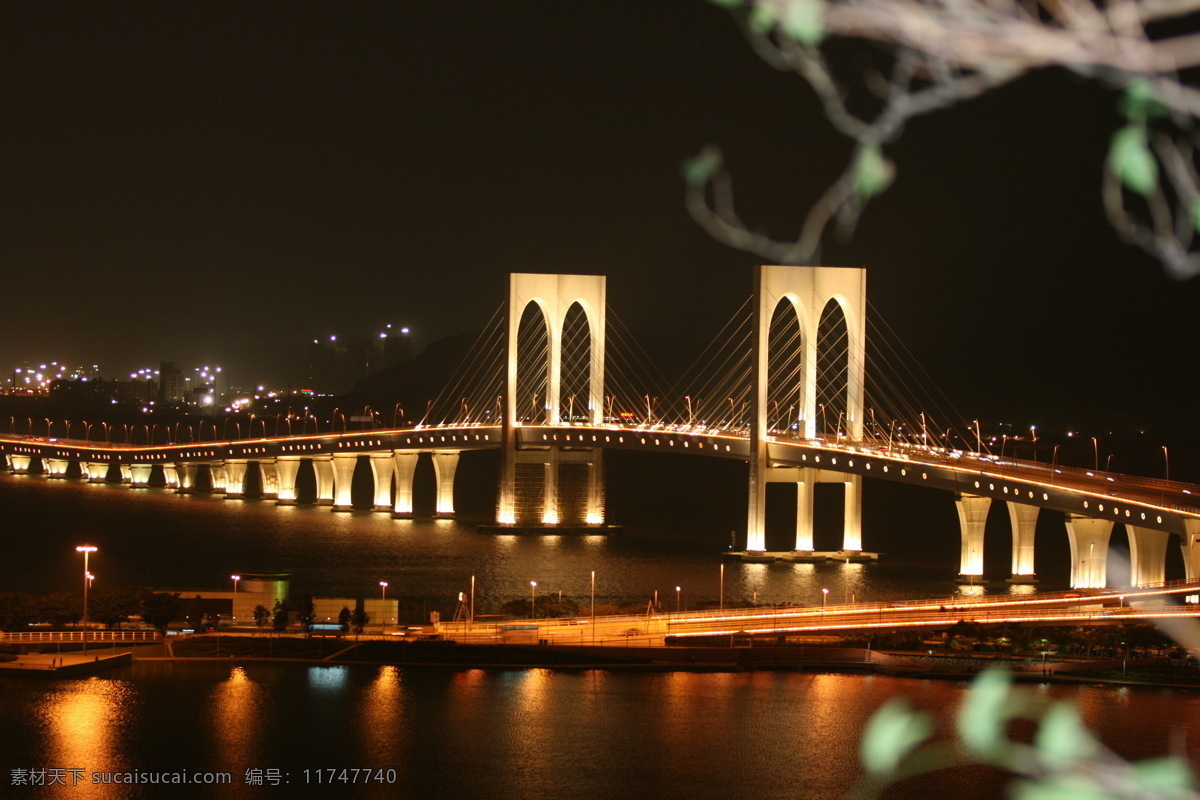 澳门大桥 夜景 跨海大桥 主跨斜拉索 桥型优美 灯光照耀 格外美丽 标志性建筑 水面 倒影 夜空 景观 旅游风光摄影 台港澳 旅游风光 旅游摄影 国内旅游