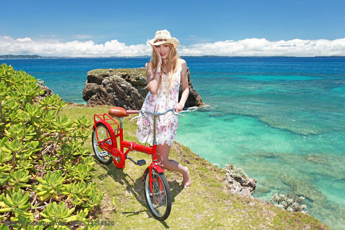 海边 美女 单车 自行车 女人 女性 性感女人 海边风景 生活人物 人物图片