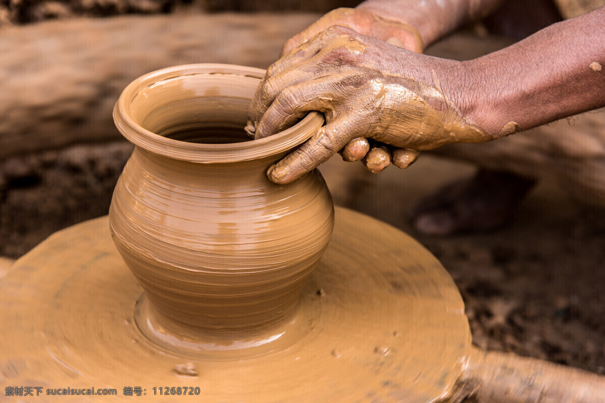 陶瓷 工匠 陶瓷工匠 陶罐制作 陶瓷工艺 陶瓷品 陶罐 传统工艺 其他类别 生活百科