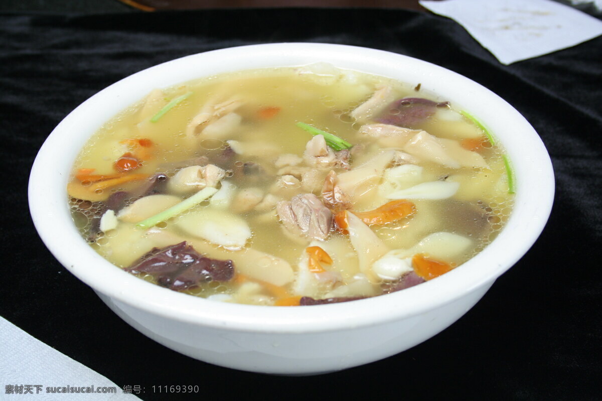 什锦 鲜 菌 老母 鸡汤 汤类 营养汤 美味 菜肴 中华美食 餐饮美食 食物