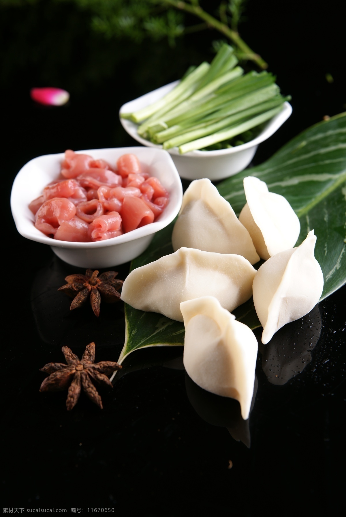 海肠水饺 韭菜海肠水饺 海肠 水饺 餐饮 美食 酒店 面食 后厨 厨房 韭菜 饺子 传统美食 餐饮美食