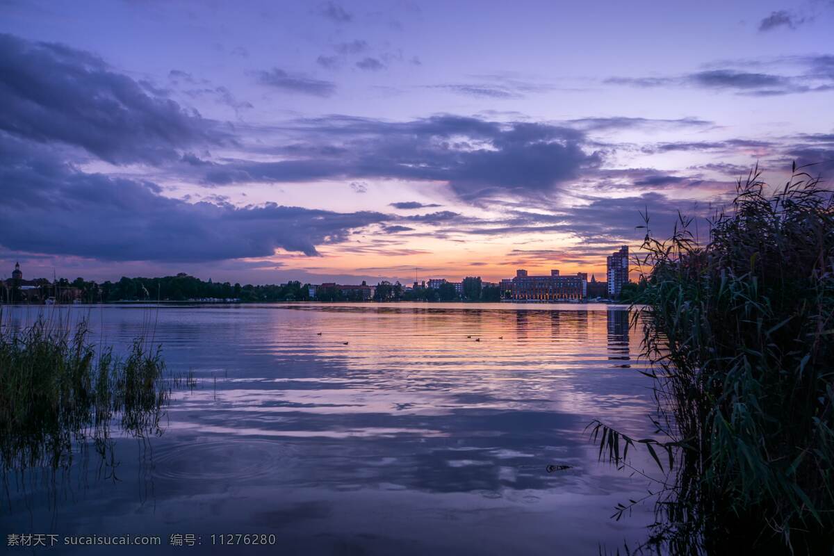 蓝色天空 蓝色 天空 云朵 背景 壁纸 自然景观 自然风景