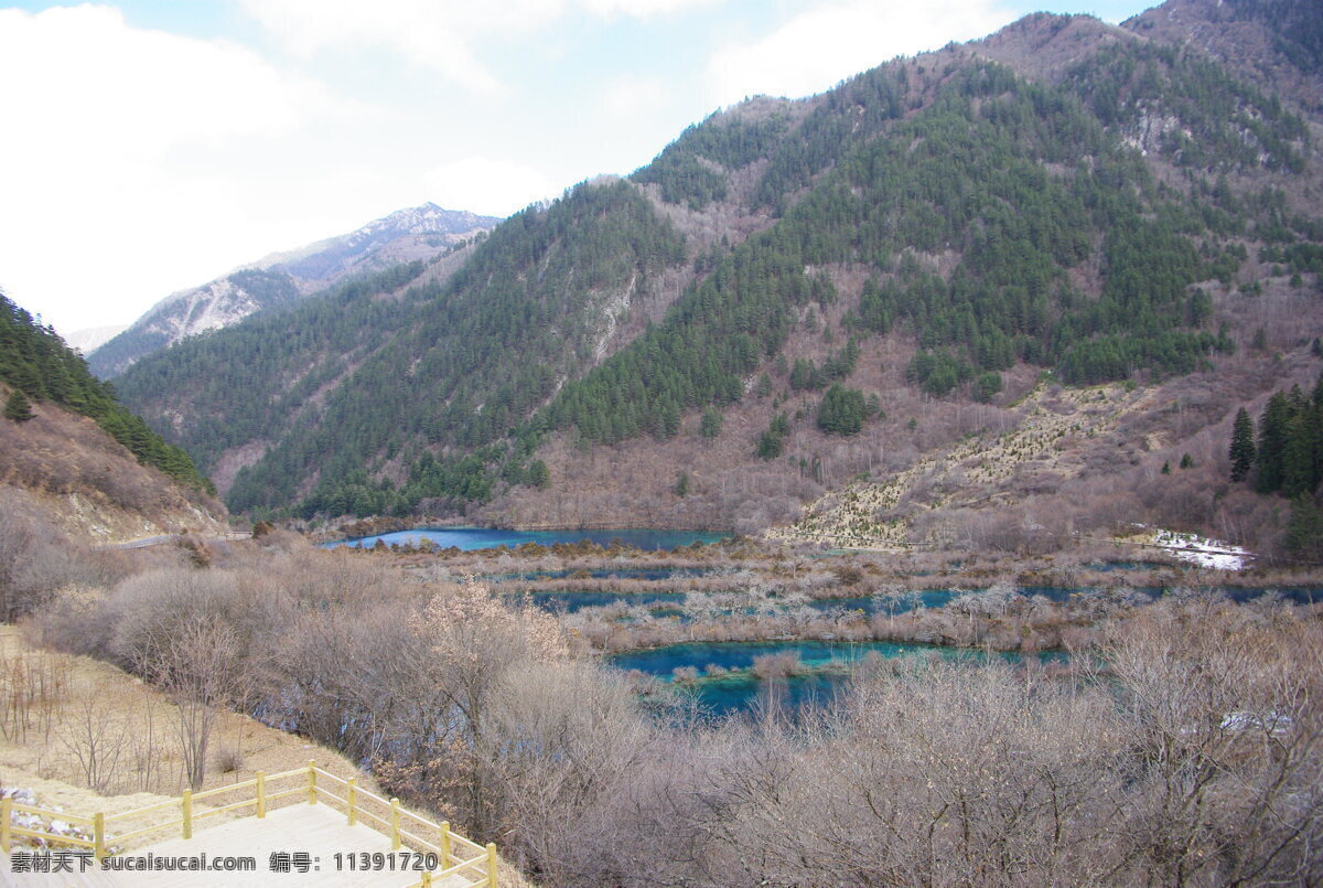 四川九寨沟 九寨沟 九寨沟风光 山水 山水风光 九寨沟风景 秋天的九寨沟 九寨沟景色 九寨沟瀑布 溪水 芳草海 九寨沟芳草海 九寨沟山水 长海 九寨沟旅游 自然风光 雪山 九寨沟雪山 沃洛色莫 雪山的水 四川风景 四川景点 自然景观 风景名胜