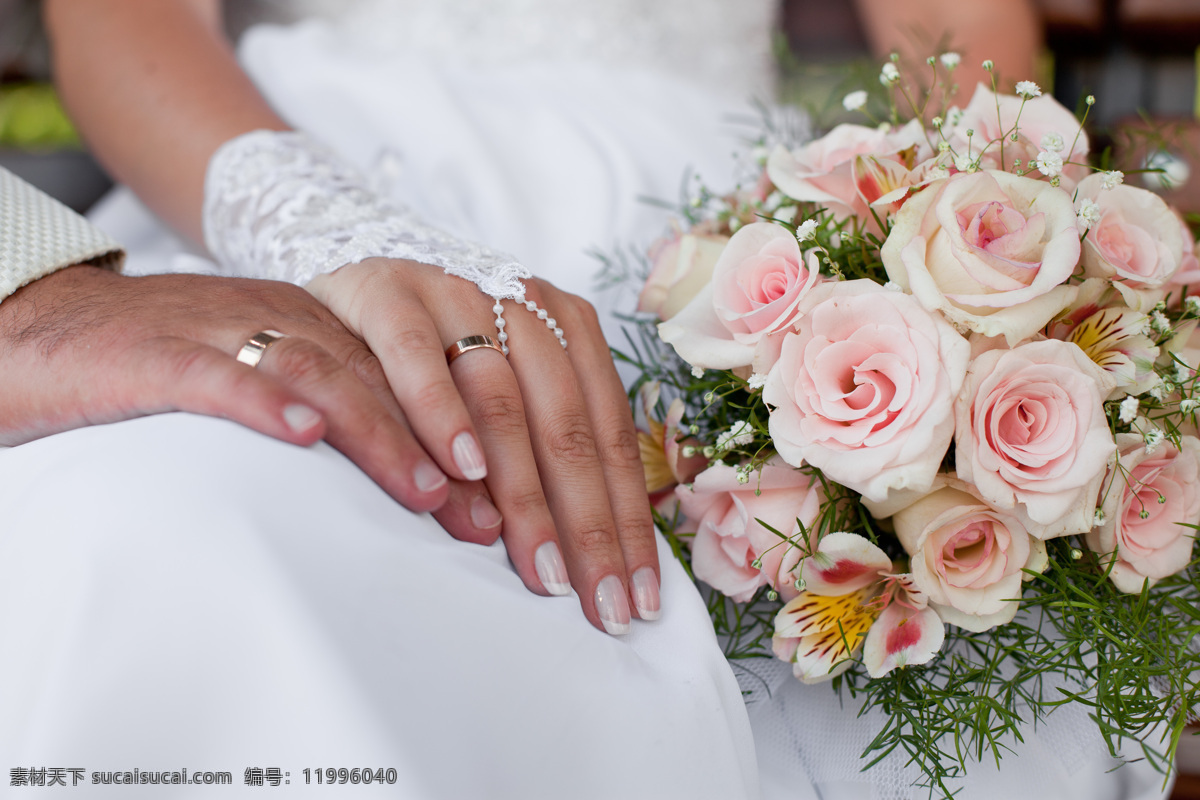 手 牵手 结婚 婚姻 婚纱 手牵手 幸福 粉色玫瑰花束 情侣图片 人物图片