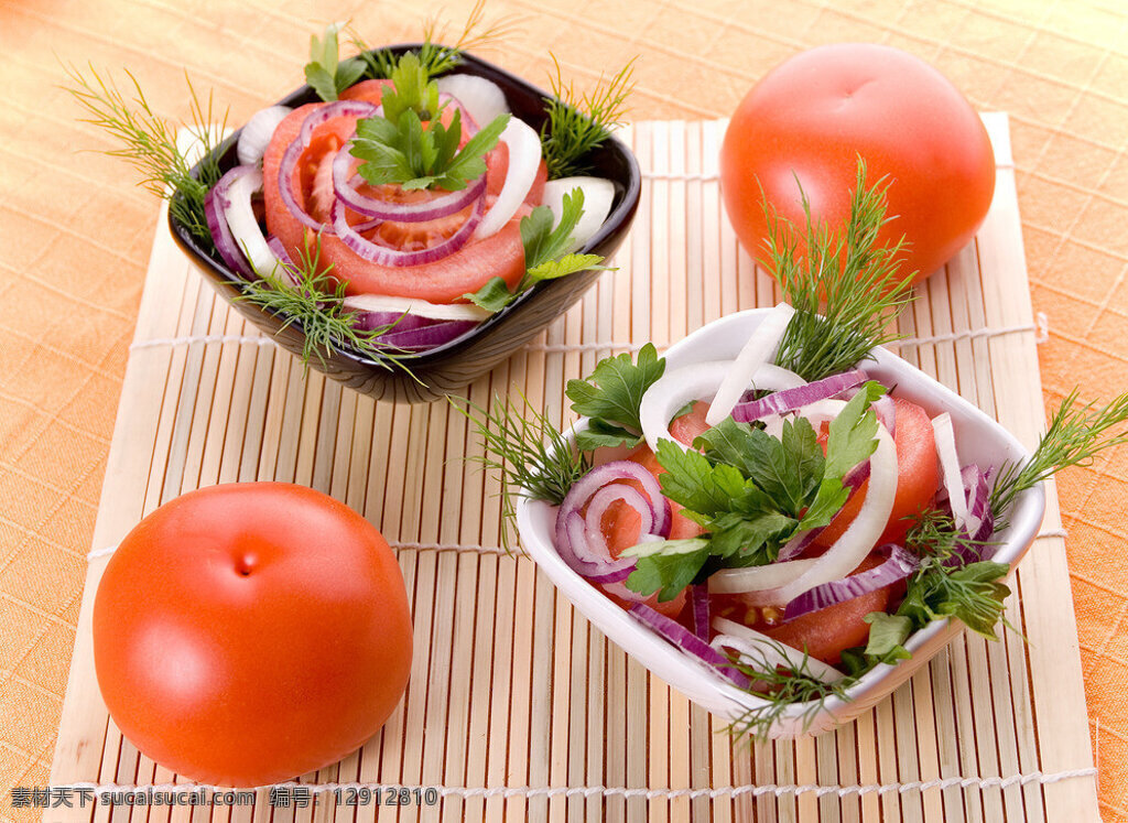 番茄沙拉 番茄 蔬菜 蔬果 茄红素 叶子 维生素 纤维 洋葱 沙拉 香叶 竹帘 餐桌 西餐美食 餐饮美食