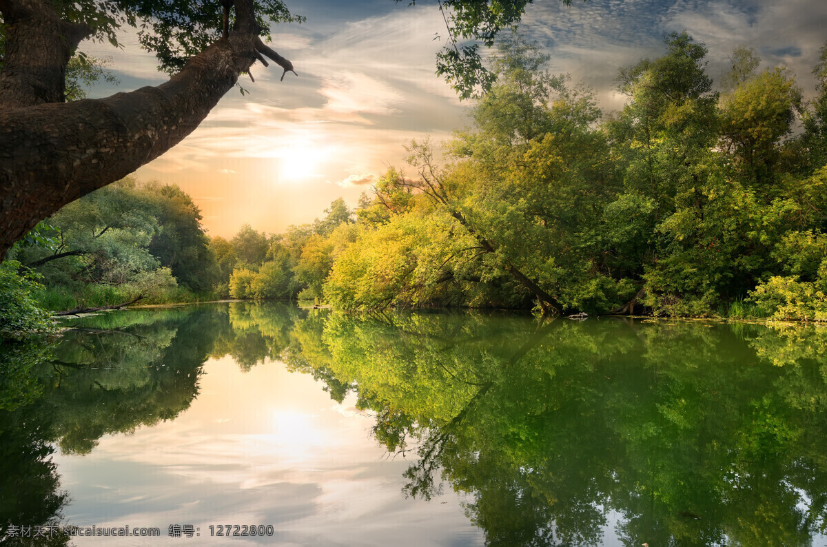 绿绿 水面 绿绿的水面 蓝天 天空 美丽风景 自然风光 美景 美丽景色 自然风景 其他风光 风景图片