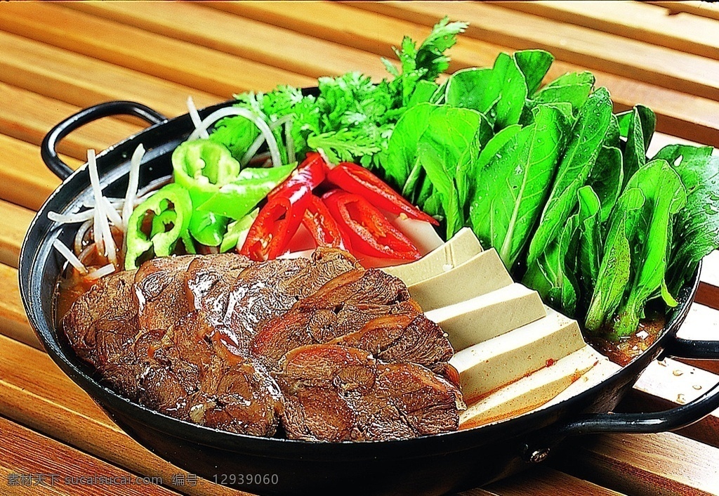 狗肉火锅图片 炒菜 家常菜 特色菜 热菜 美食 美味 八大菜系 汤羹 菜谱 菜名 小炒 炒饭 烧菜 凉菜 菜肴 佳肴 小吃 锅仔 烧烤 油炸 红烧 爆炒 清蒸 油焖 海鲜 刺身 主食 副食 米饭 面条 酱爆 点心 火锅配料 火锅蘸料 火锅蘸酱 火锅配菜 火锅肥牛 锅底 餐饮美食 传统美食