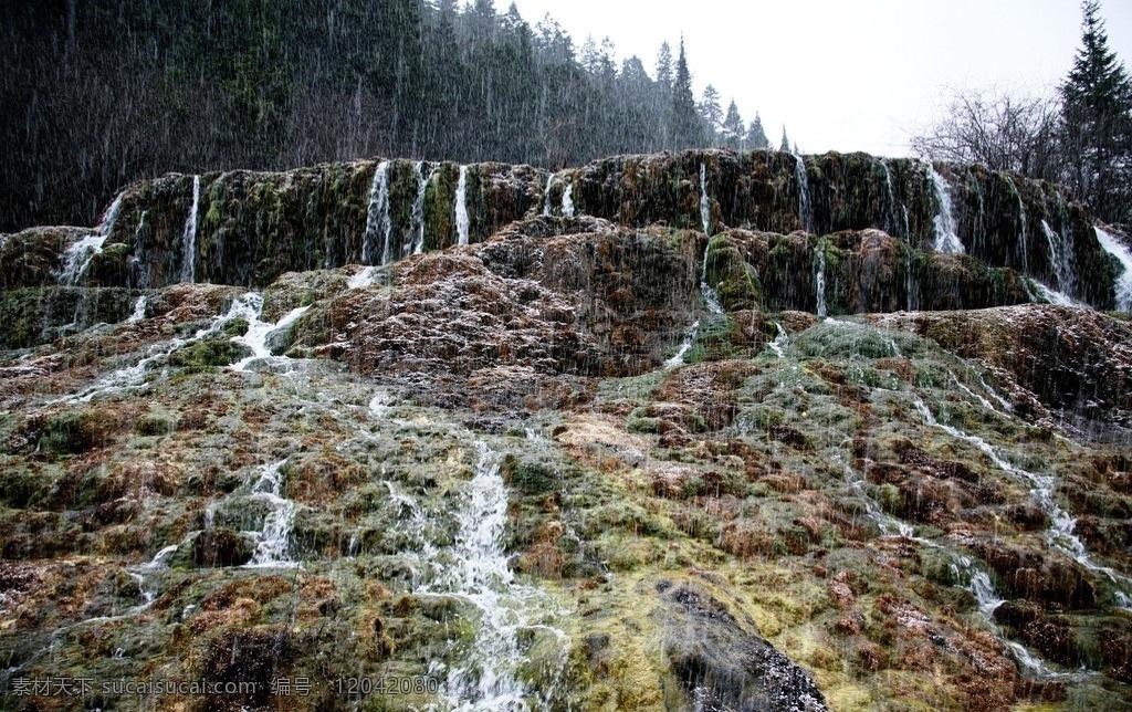 黄龙 瀑布 台 雪 雹 九寨黄龙 黄龙风景区 瀑布台 雪雹 山水风景 自然景观