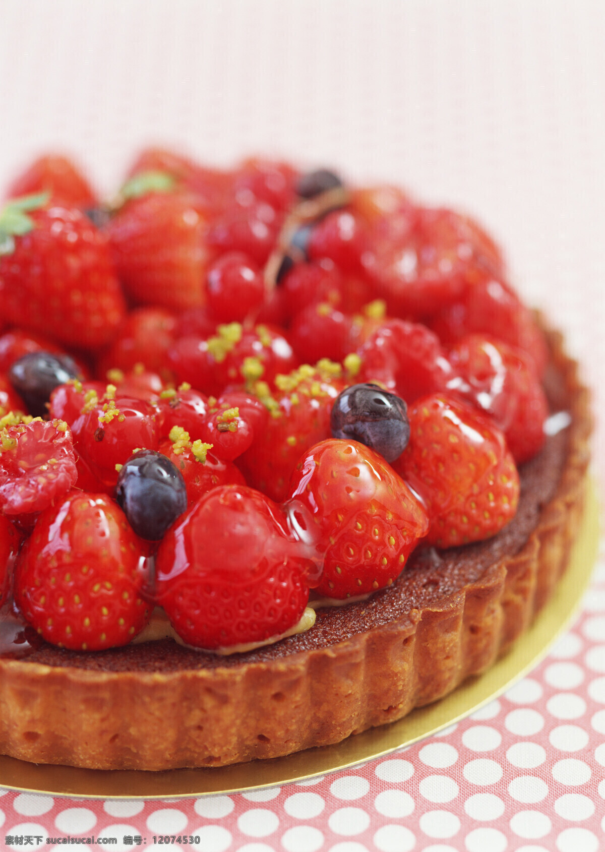 水果 　 新鲜 水果糕点 草莓 新鲜水果 白色
