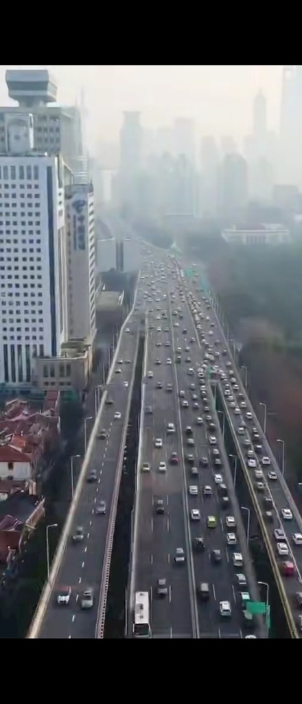 高速公路 公路 川流不息 车道 汽车 航拍 俯视 多媒体 实拍视频 城市风光 mp4