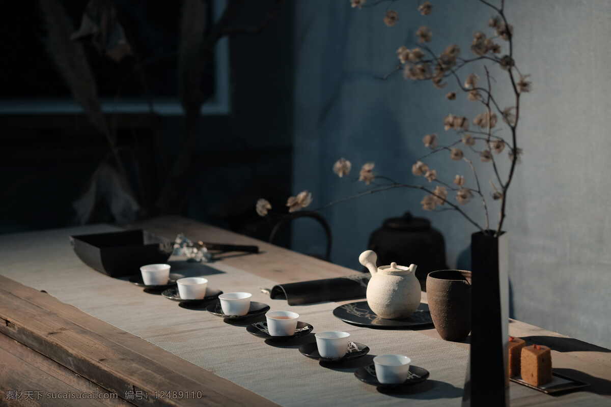 茶具摆设图片 干花 陶瓷 花瓶 茶壶 茶杯 茶具 茶文化 中国风 茶道 东方 茶礼仪 优雅 cc0 公共领域 大图 餐饮美食 传统美食