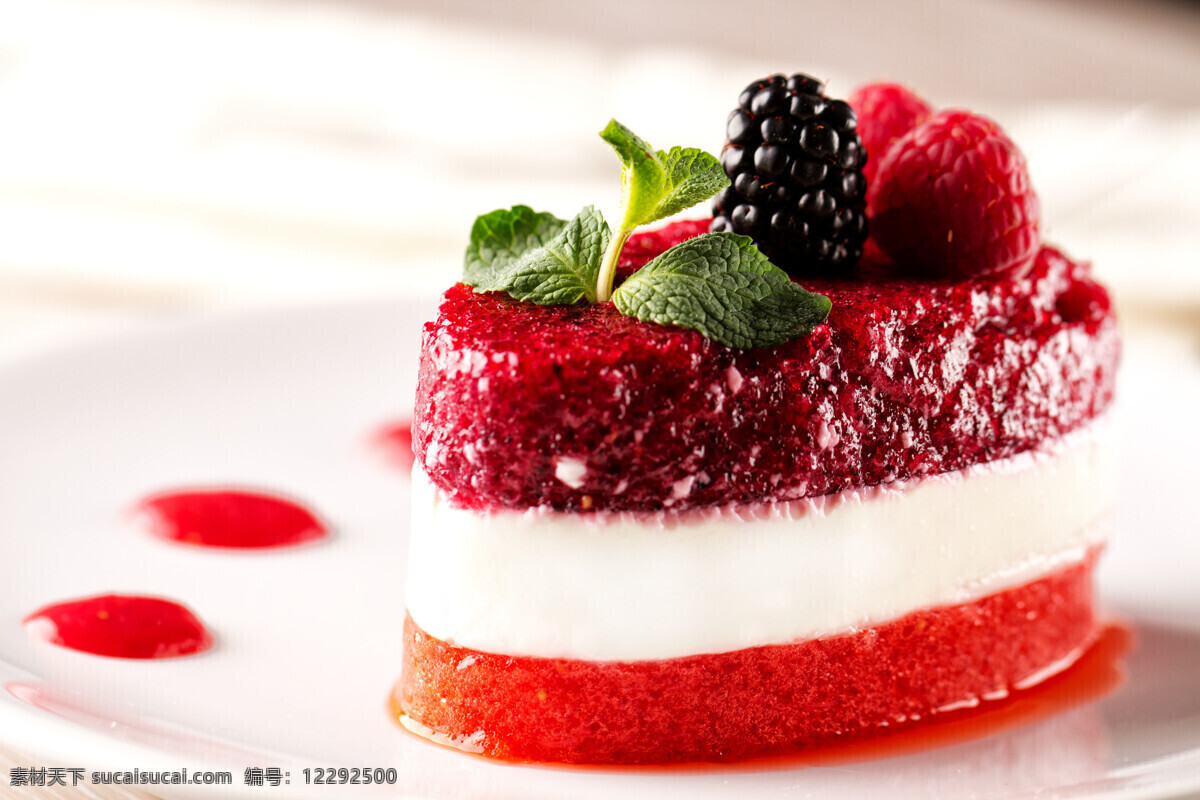 蛋糕糕点 蛋糕 雪糕 糕点 草莓 点心 甜点 食品 美食 餐饮美食 西餐美食