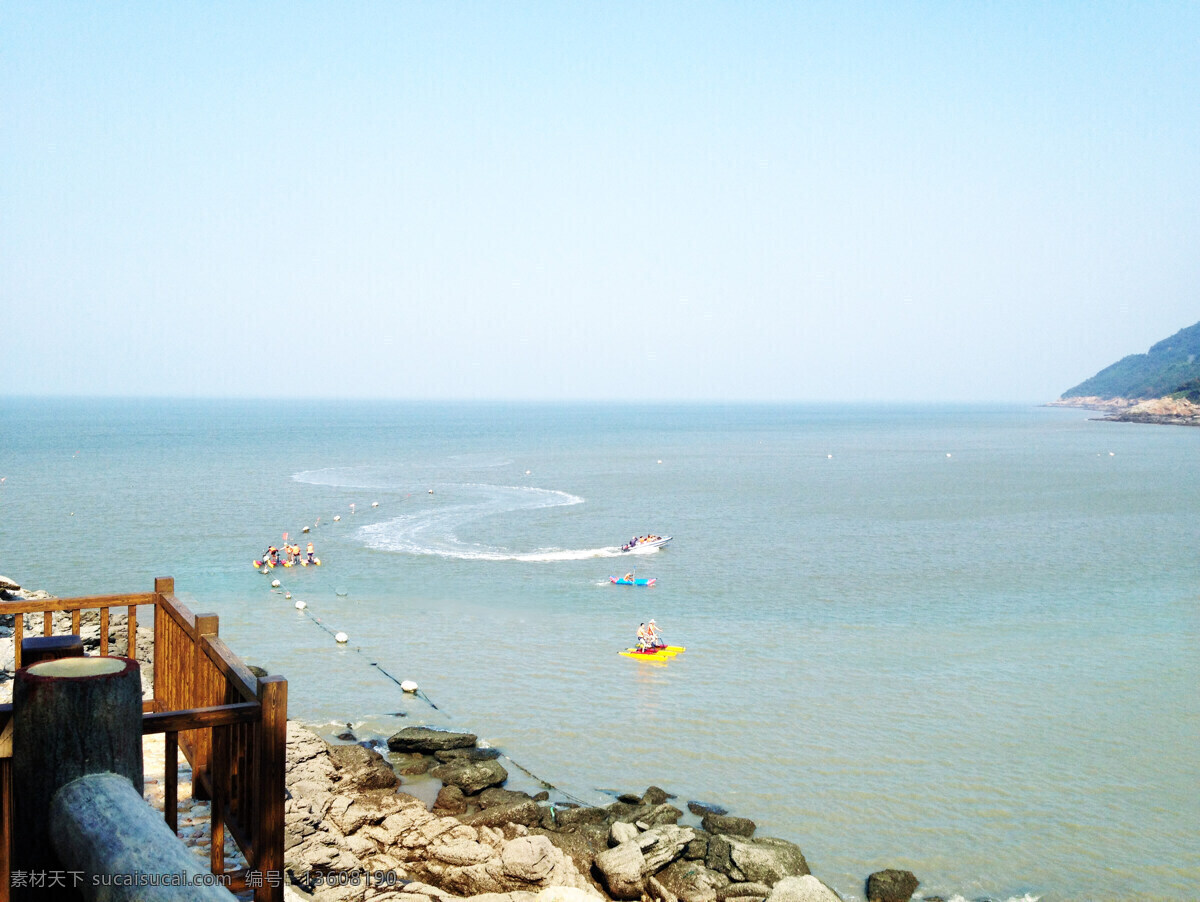 大海 快艇 旅游摄影 沙滩 石头 天空 围栏 游艇 海 游艇和海 戏水 岩石 自然风景 风景 生活 旅游餐饮