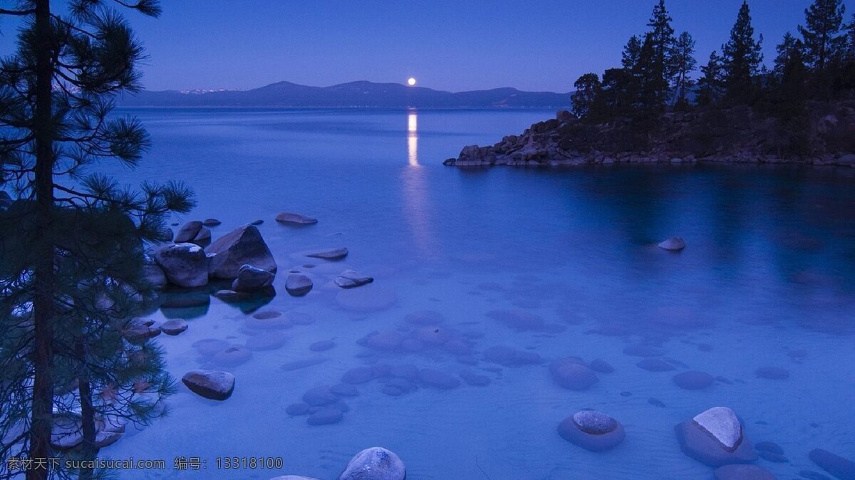蓝色 夜景 远山 背景图片