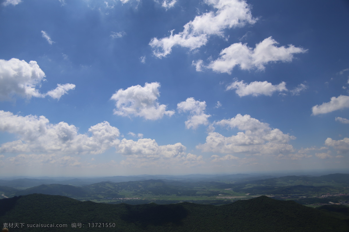 蓝天 白云 云朵 云彩 远山 山峰 自然风景 自然景观