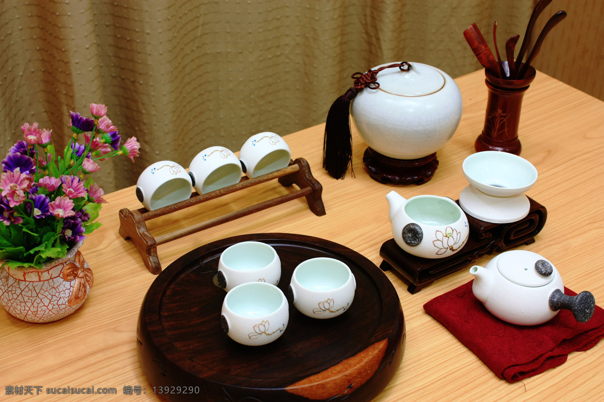 功夫茶具 黑檀木茶盘 黑檀木 不规则形 茶盘 茶海 茶具 茶文化 品茶 实木 茶杯 陶瓷 瓷器 饮茶 功夫茶 泡茶 茶道 盖碗 茶艺 品味 潮汕 饮料酒水 餐饮美食