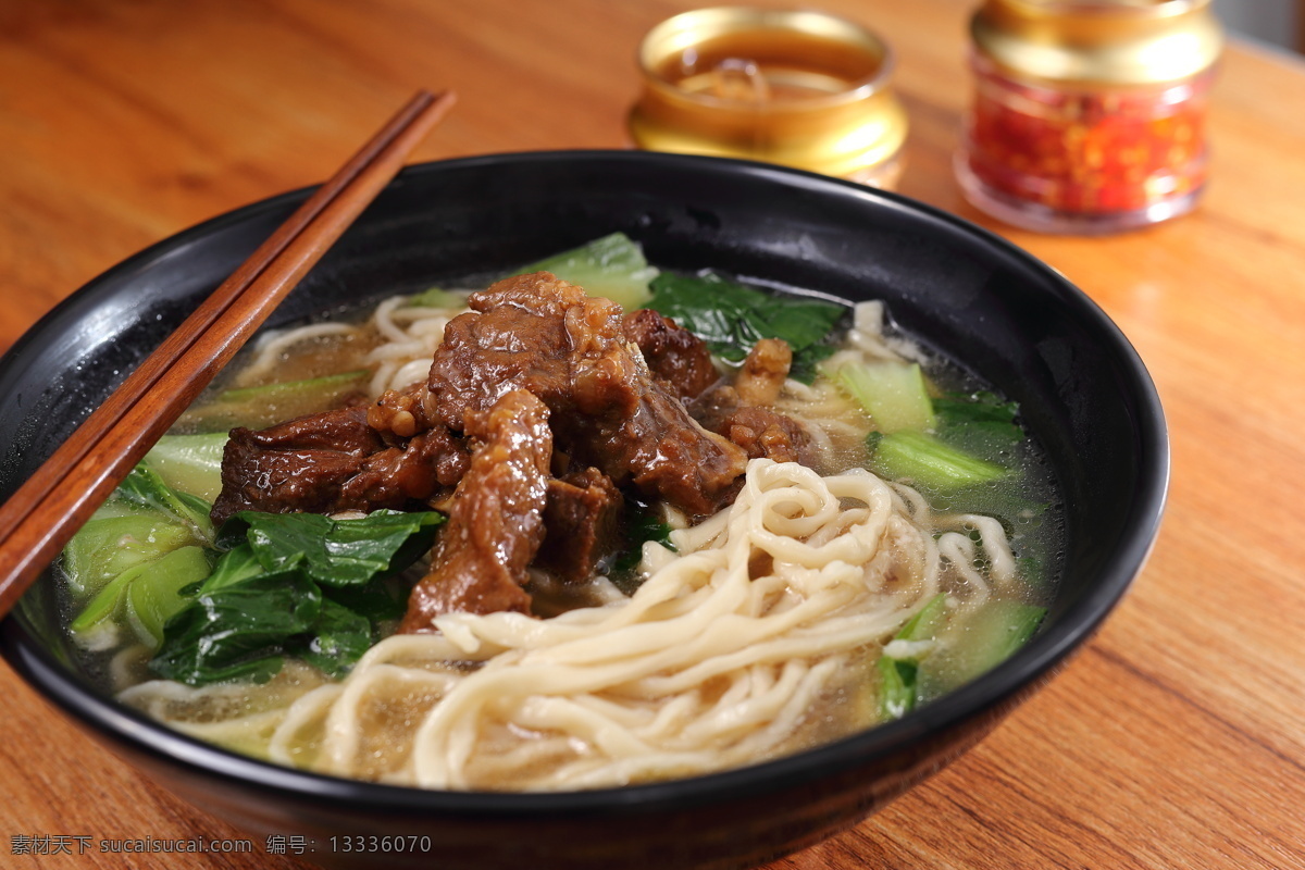 小排 青菜 面条 手工面条 手打面 餐饮美食 传统美食