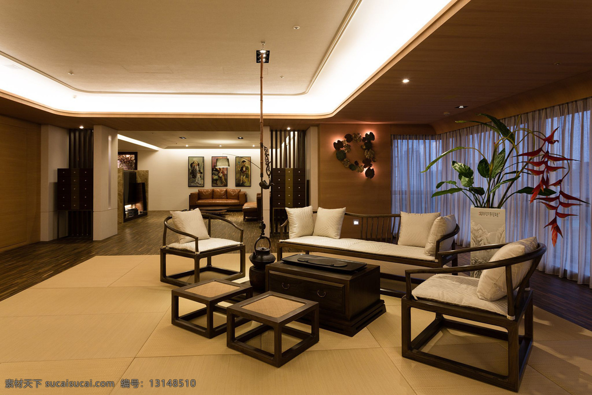 现代 极 简 客厅 白色 薄纱 窗帘 室内装修 效果图 浅褐色地毯 木地板 客厅装修 薄纱窗帘