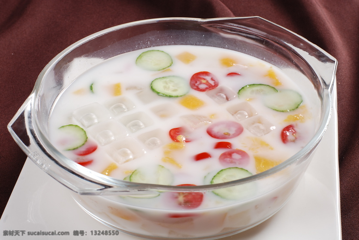 酸奶芦荟 酸奶芦荟果 传统美食 餐饮美食 高清菜谱用图
