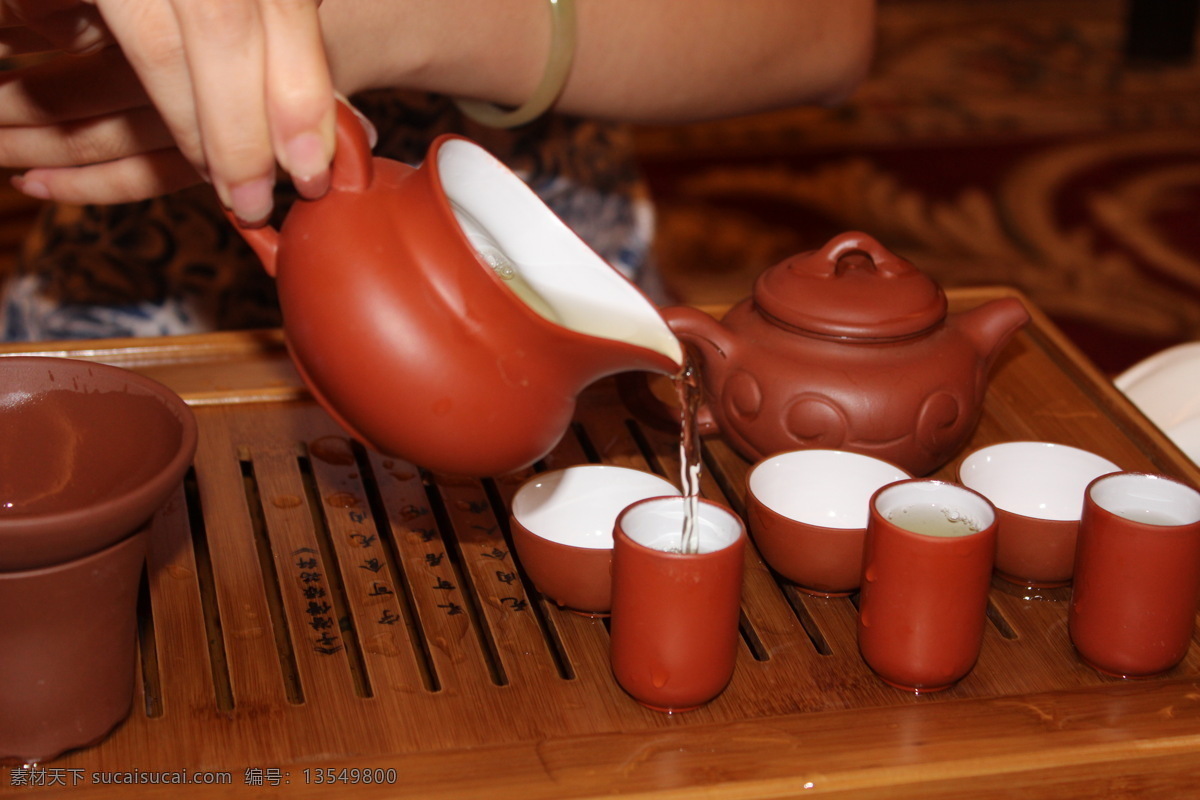 茶具免费下载 餐饮美食 茶杯 茶道 茶具 茶水 茶艺 饮料酒水 斟茶 紫砂杯 紫砂壶 psd源文件 餐饮素材