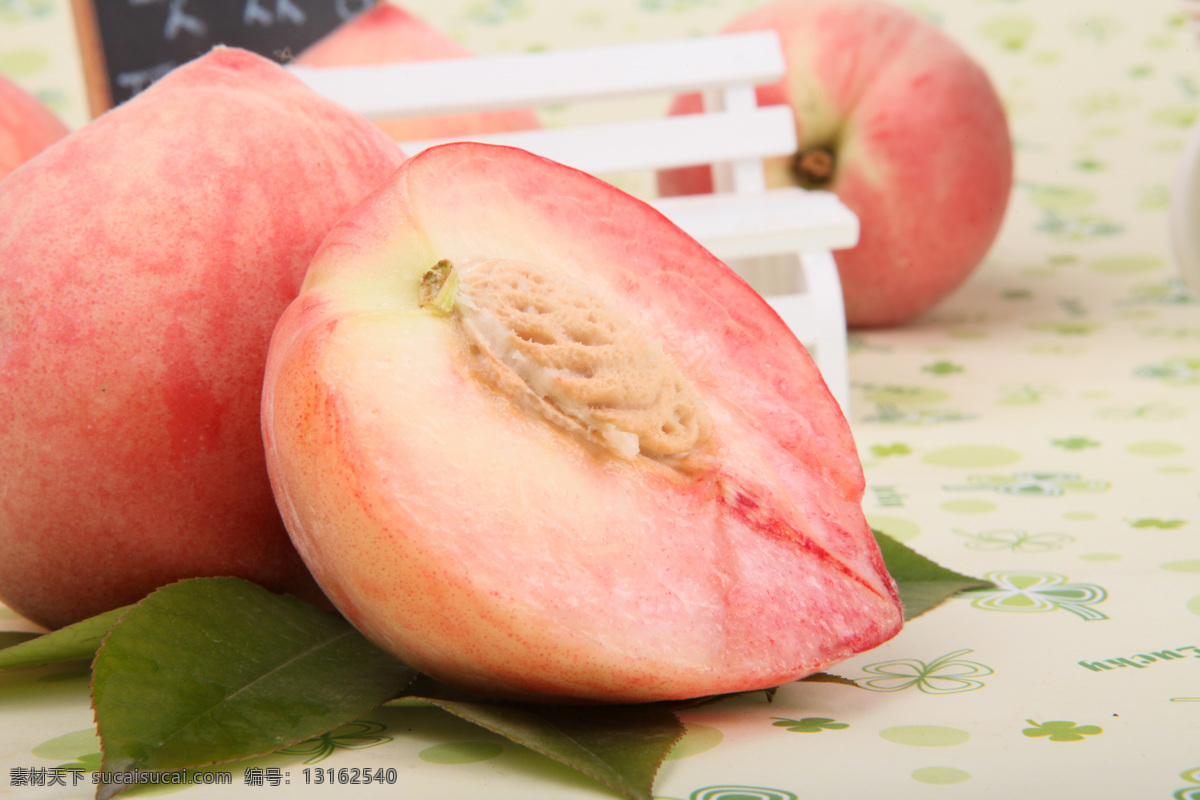 水蜜桃 水果 特产 小吃 食物 生物世界 粉色