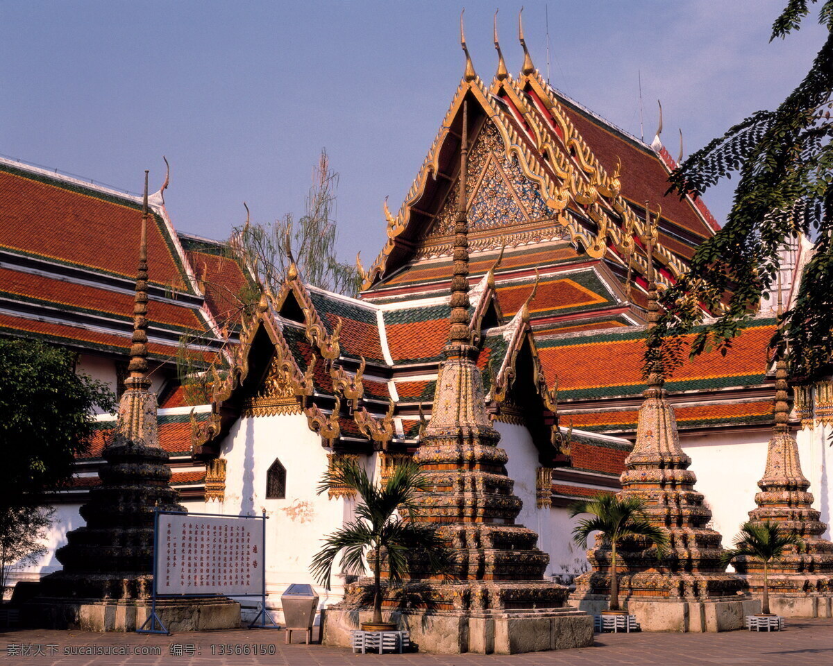 老挝 蓝天 木头 柱子 老挝风景 经典房子 风景 生活 旅游餐饮