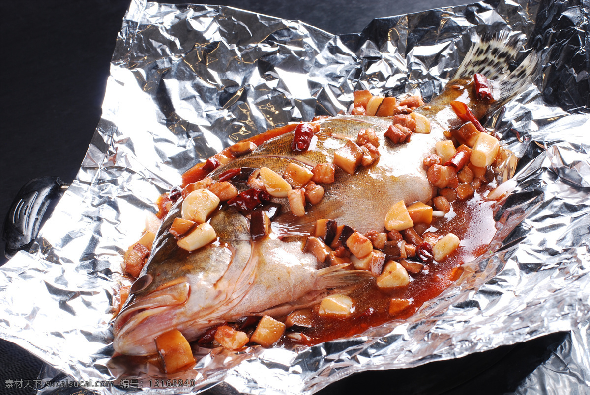 纸包鱼时价 美食 传统美食 餐饮美食 高清菜谱用图