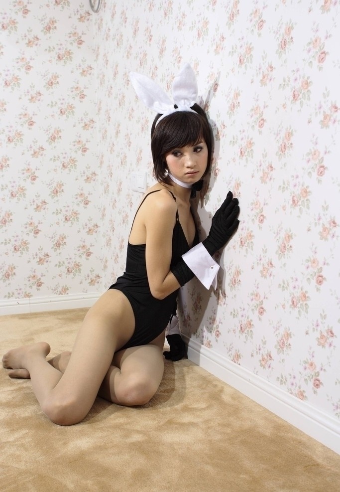 丝袜模特 袜模特 内衣模特 性感模特 性感美女 人物图库 服装 服饰 服装广告 服饰广告 人物摄影 写真 上衣 丝袜 肉色丝袜 肉丝 袜子 连裤袜 女人 美女 美腿 兔耳朵 兔女郎 手套 女性女人