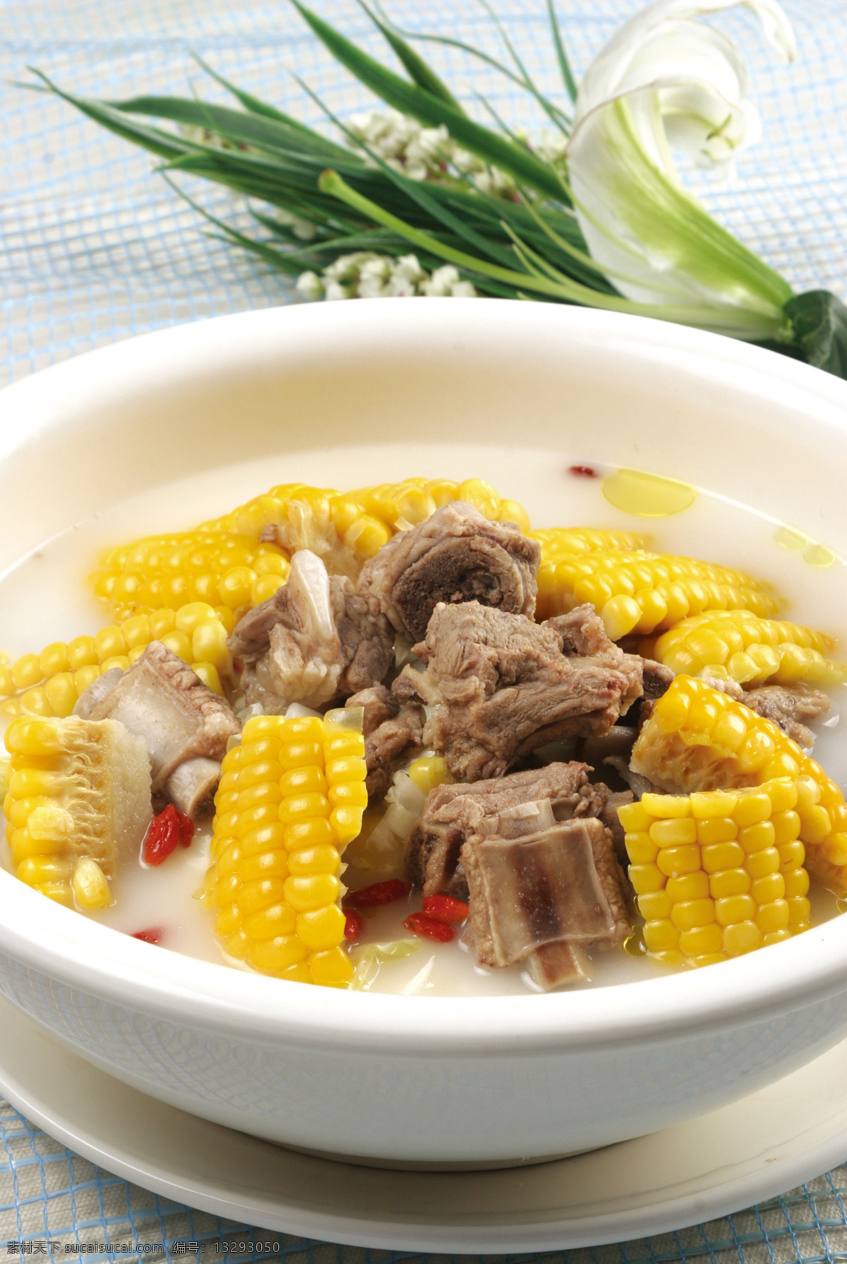 玉米排骨煲 传统美食大图 美食摄 玉米排骨 排骨煲 美食摄影 餐饮美食 传统美食