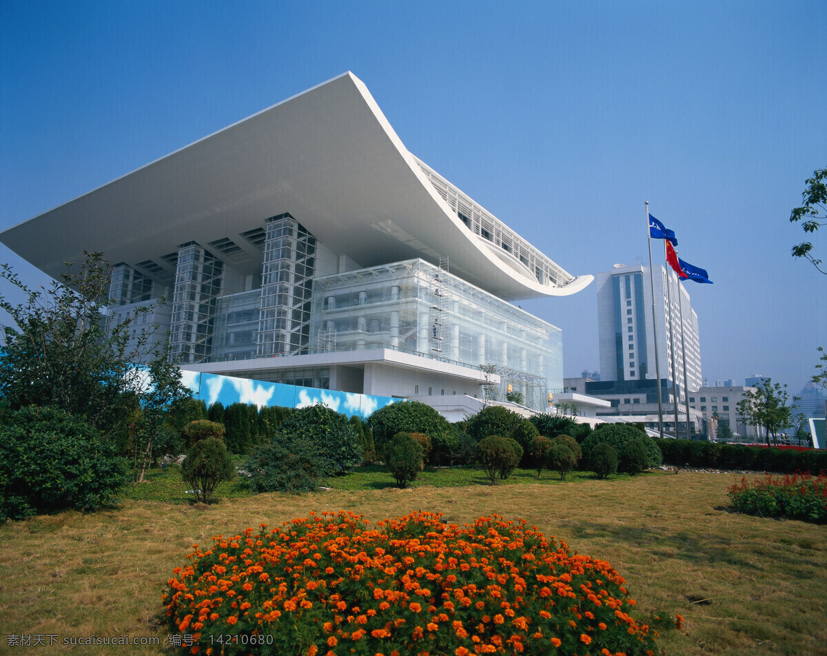 现代建筑摄影 城市风景 绿化 植物 建筑物 天空 蓝天 风景摄影 城市摄像 城市风光 现代城市 现代都市 高楼大厦 大厦 环境家居 黑色