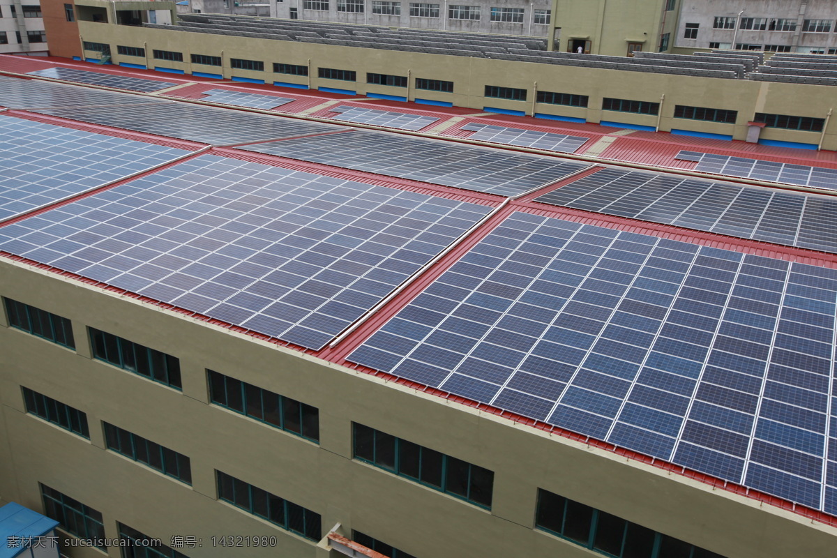太阳能 光伏电站 发电 阳光 清洁能源 太阳能光伏 工业生产 现代科技