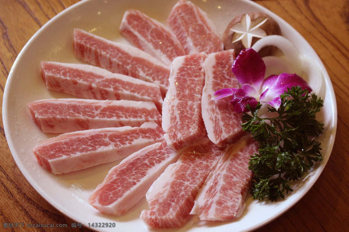 猪颈肉 烤肉 肉条 雪花肉 肋条自助烤肉 餐饮美食 食物原料