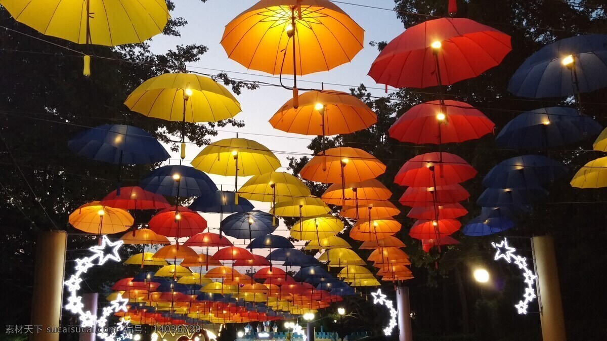 夜景布伞天空 伞 重庆 古镇 街道 夜景 自然景观 建筑景观