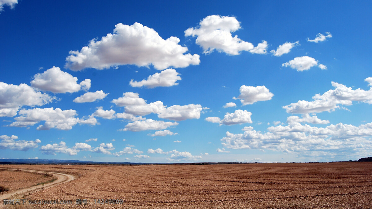 蓝天白云图片 蓝天白云 云海 云层 云彩 云朵 天 天气 晴朗天气 晴空万里 蓝天素材 蓝天背景 天空 蓝天 白云 晴天 多云 自然景观 自然风景
