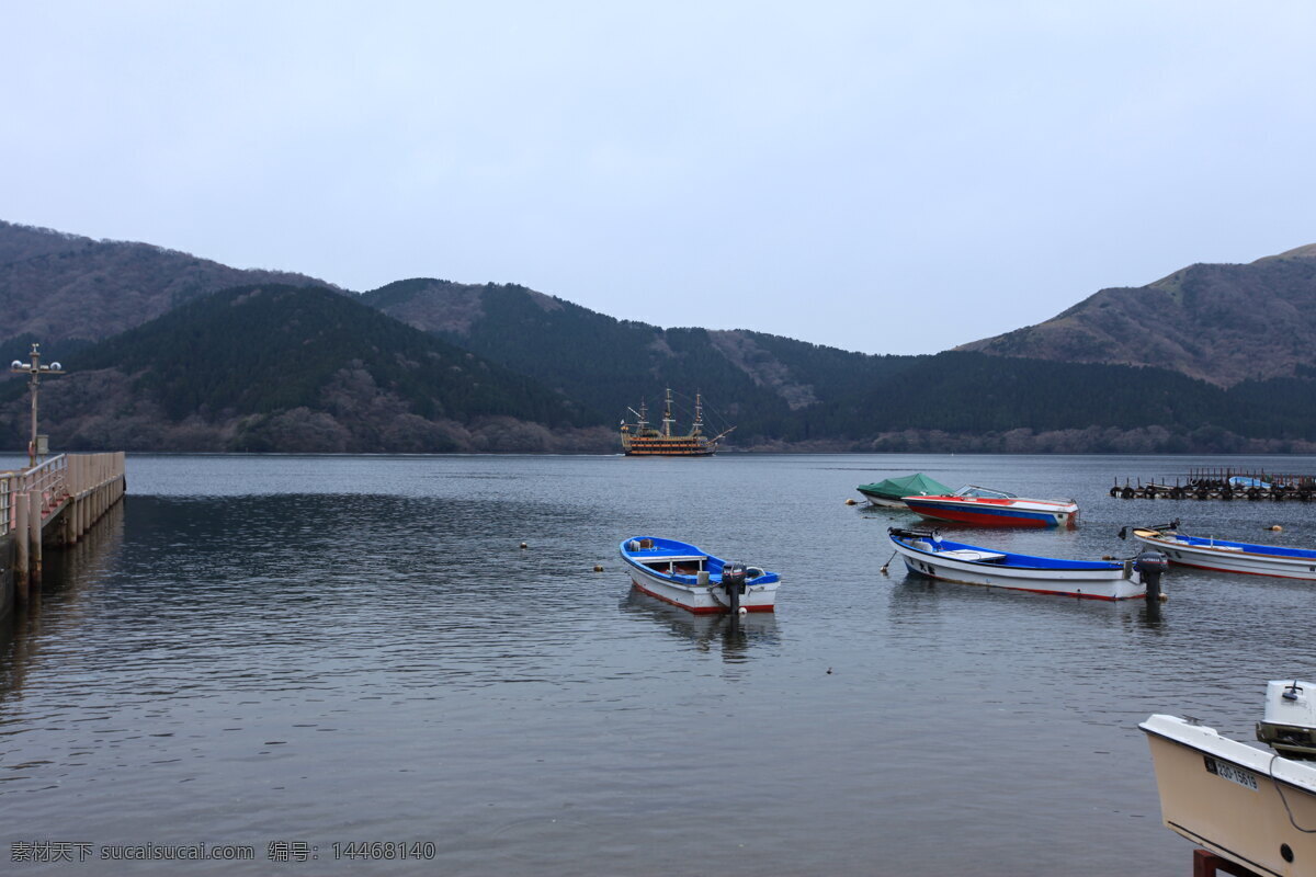 冬季海湾 日本 冬季 海湾 山峦起伏 景色如画 国外旅游 旅游摄影 灰色