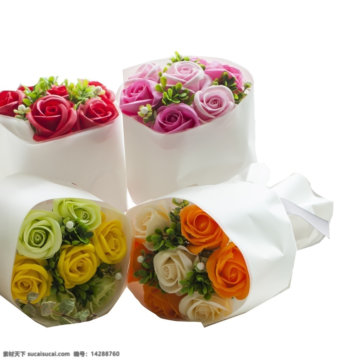 四 朵 新鲜 花朵 免 抠 图 时尚鲜花 玫瑰花朵 绿叶子 时尚礼盒 漂亮的花朵 情人节 礼物 时尚花艺 红色的花朵